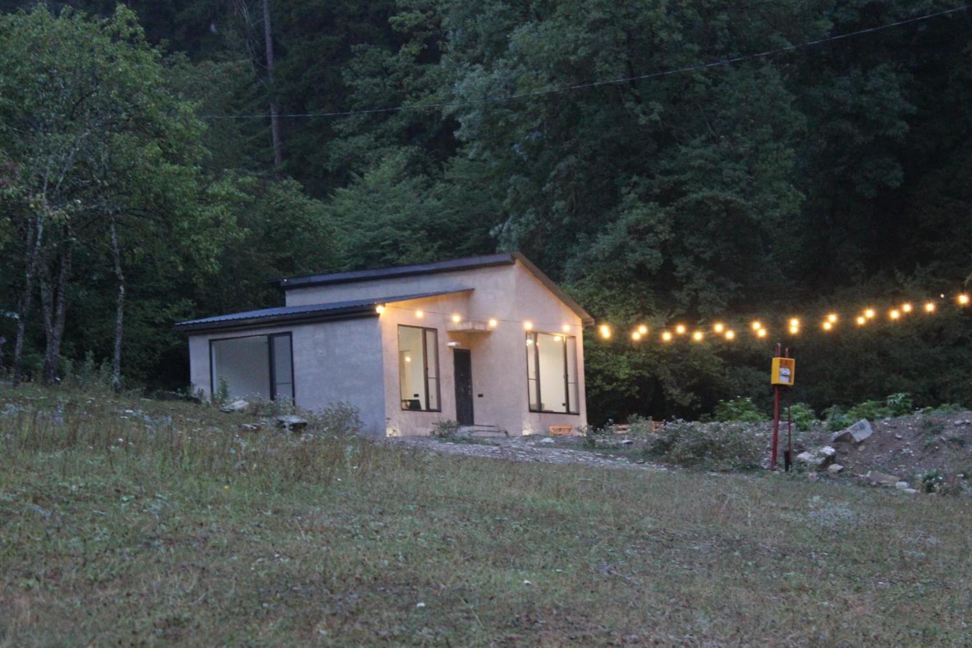 Cozy House In The Forest Borjomi Esterno foto